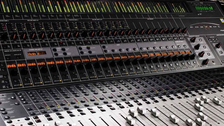 DigiDesign CONTROL 24 Digital Mixer with AUTOMATION